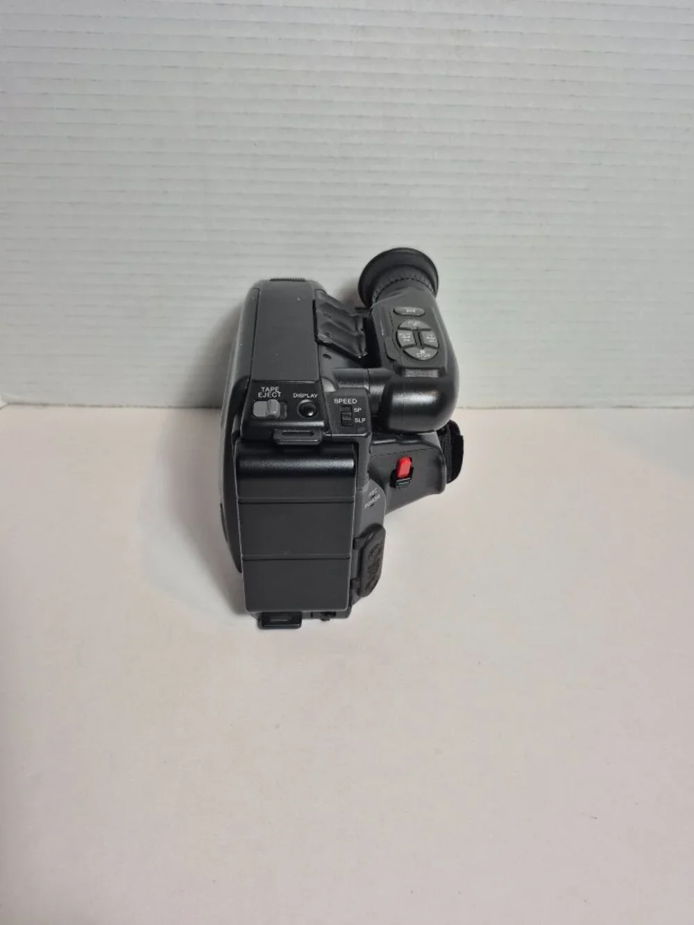 Panasonic PV-IQ384 VHS-C Palmcorder Camcorder w/ Charger See Description